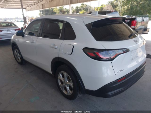 2023 HONDA HR-V 3CZRZ1H34PM741657 Photo 2