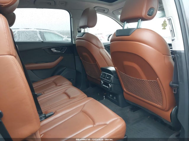 2019 AUDI Q7 WA1VAAF73KD025185 Photo 7