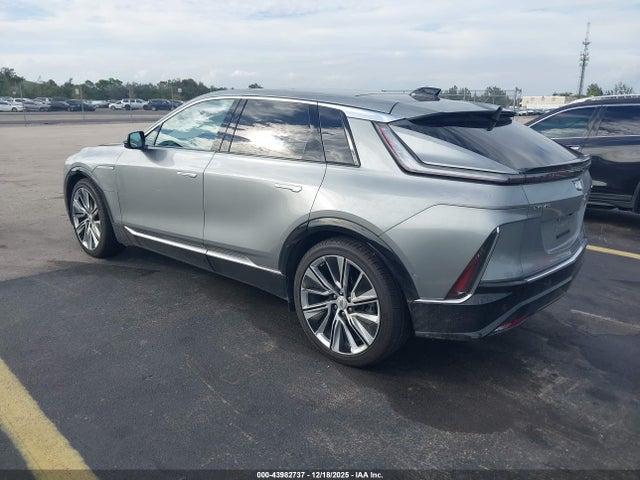 2024 CADILLAC LYRIQ 1GYKPSRK4RZ115983 Photo 2