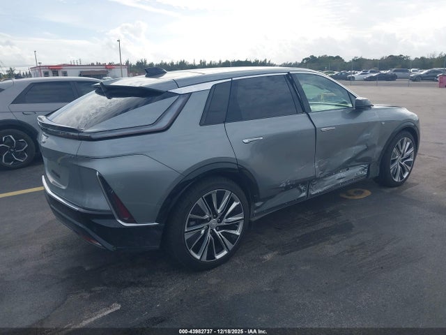 2024 CADILLAC LYRIQ 1GYKPSRK4RZ115983 Photo 3