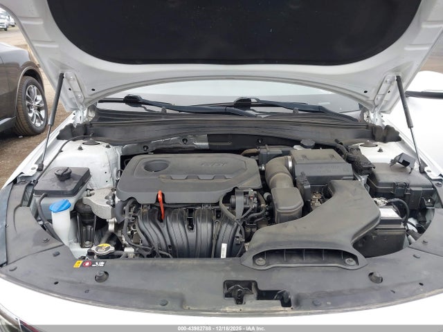 5XXGT4L39KG305050 KIA Optima Lx