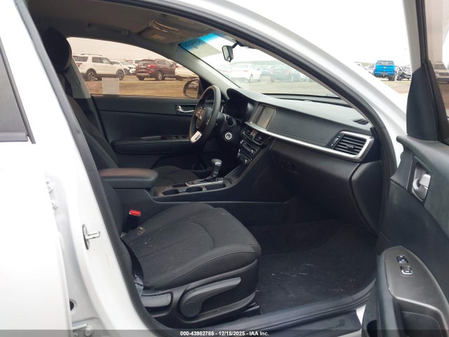5XXGT4L39KG305050 KIA Optima Lx