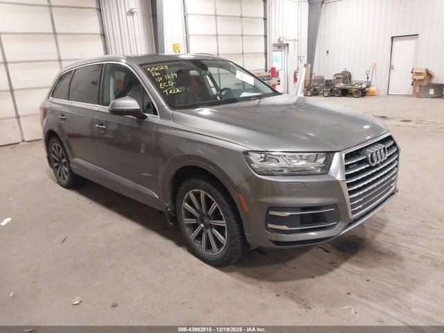 2017 AUDI Q7 WA1VAAF74HD002328 Photo 0