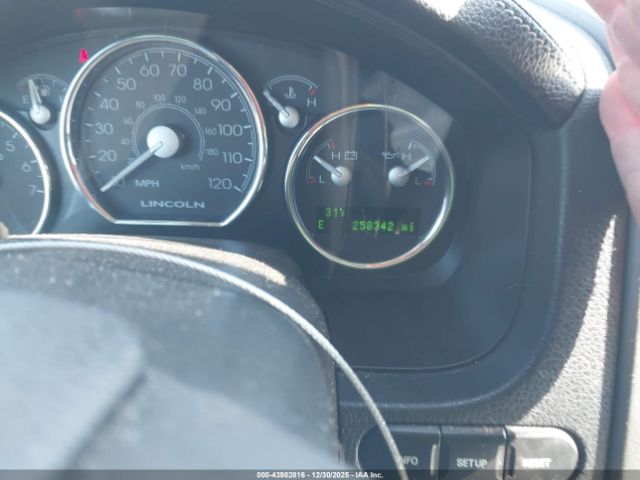 2006 LINCOLN MARK LT 5LTPW18576FJ15295 Photo 6