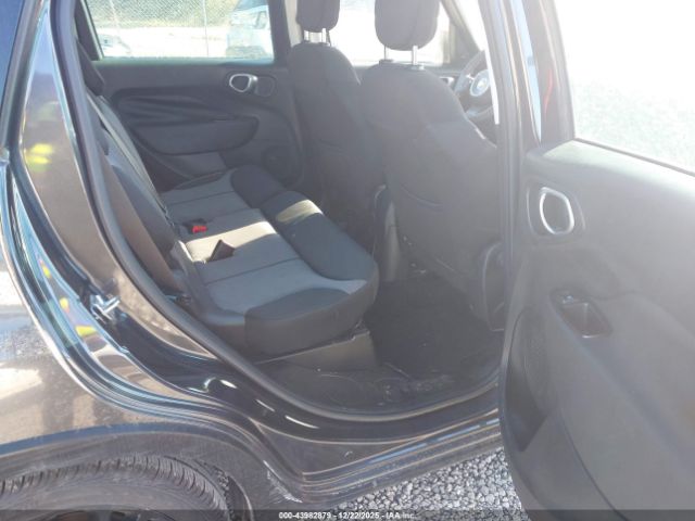 2016 FIAT 500L ZFBCFADH7GZ037900 Photo 7
