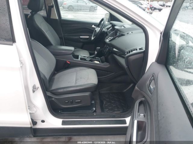 2017 FORD ESCAPE 1FMCU9JD0HUC36784 Photo 4