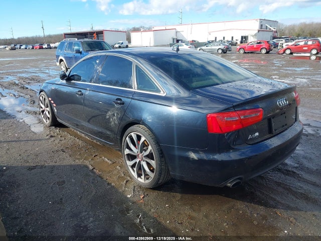 2012 AUDI A6 WAUGGAFC5CN074813 Photo 2