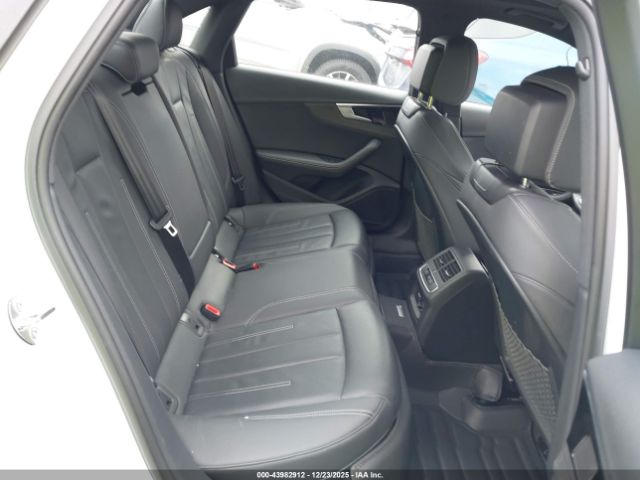 2023 AUDI A4 WAUEAAF49PN011253 Photo 7