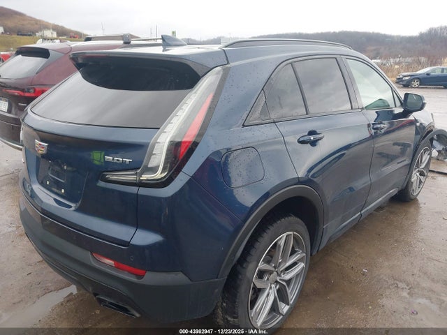 2019 CADILLAC XT4 1GYFZFR44KF212046 Photo 3