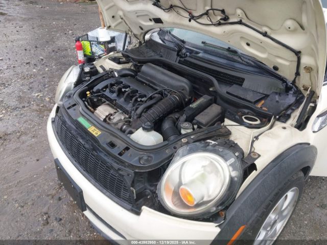 2010 MINI COOPER S CLUBMAN WMWMM3C50ATZ33179 Photo 9