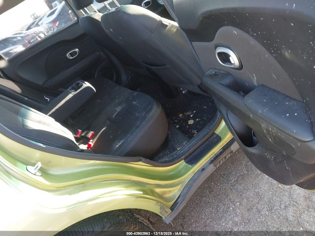 KIA Soul 2014 KNDJN2A22E7725129 Image 8