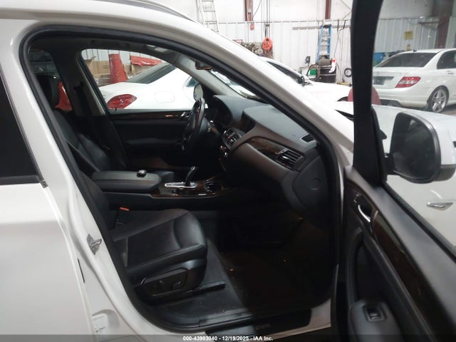 2017 BMW X3 5UXWX9C38H0W69417 Photo 4