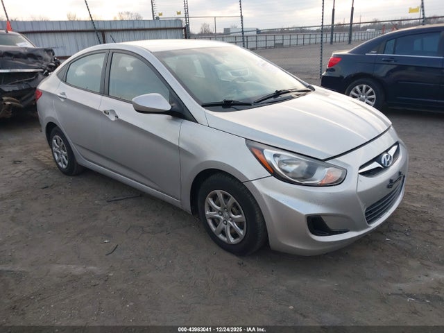 2013 HYUNDAI ACCENT KMHCT4AE8DU439978