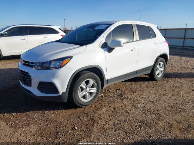 3GNCJNSB4KL174835 Chevrolet TRAX LS