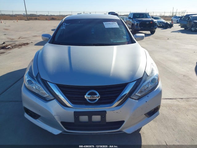 1N4AL3AP1HC113058 Nissan Altima 2.5/2.5 S/2.5 Sl/2.5 Sr/2.5 Sv