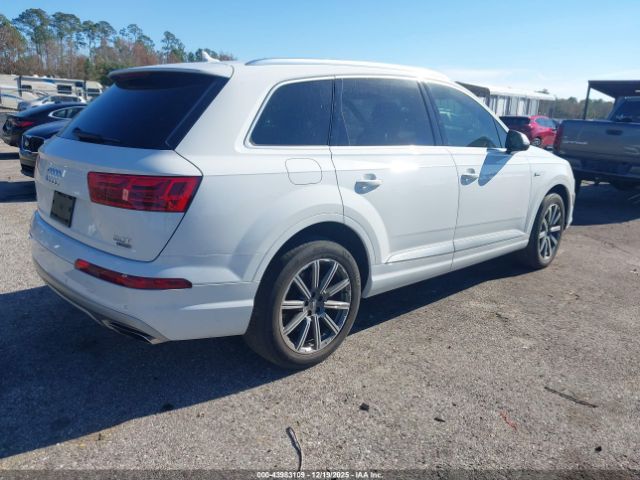 2018 AUDI Q7 WA1LAAF74JD011396 Photo 3