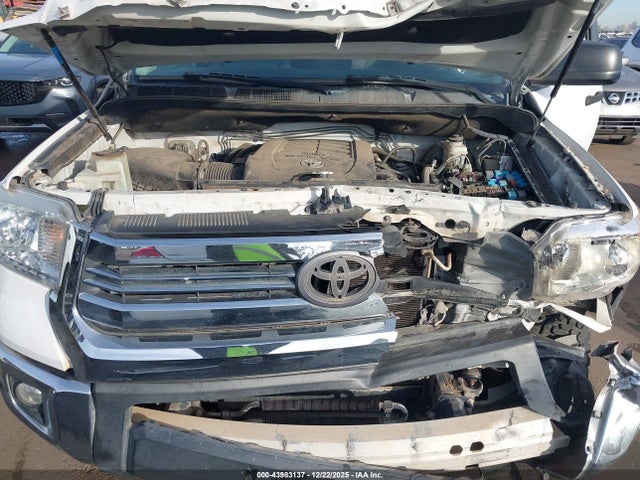 5TFDW5F18FX436270 Toyota Tundra Sr5 5.7l V8