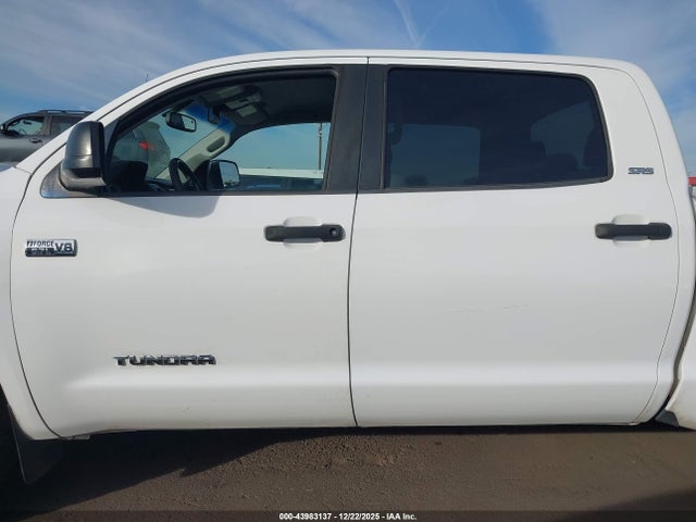 5TFDW5F18FX436270 Toyota Tundra Sr5 5.7l V8