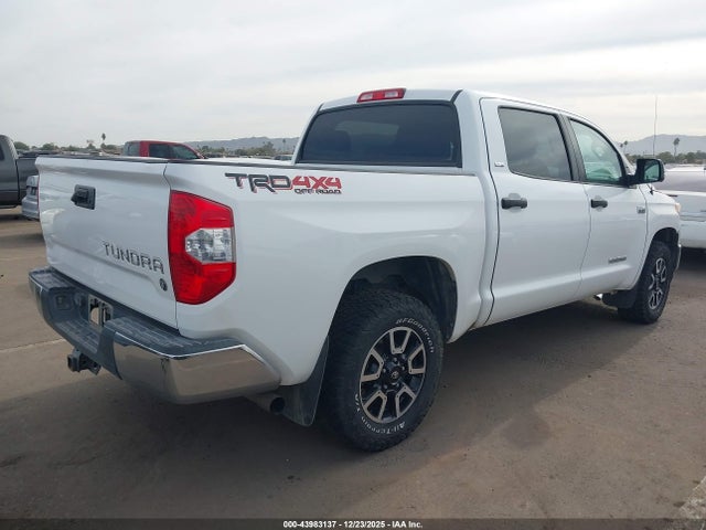 Продажа на аукционе авто 2015 Toyota Tundra Sr5 5.7l V8, vin: 5TFDW5F18FX436270, номер лота: 43983137