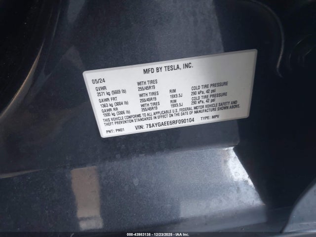 2024 TESLA MODEL Y 7SAYGAEE6RF090104 Photo 8