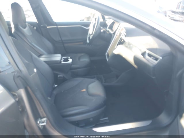 2016 TESLA MODEL S 5YJSA1E10GF127971 Photo 4