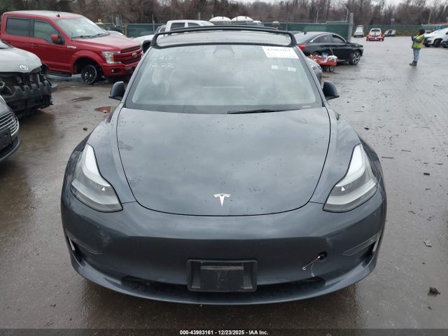 Tesla Model 3 Long Range Dual Motor All-wheel Drive 2022 5YJ3E1EB7NF251430 Image 12