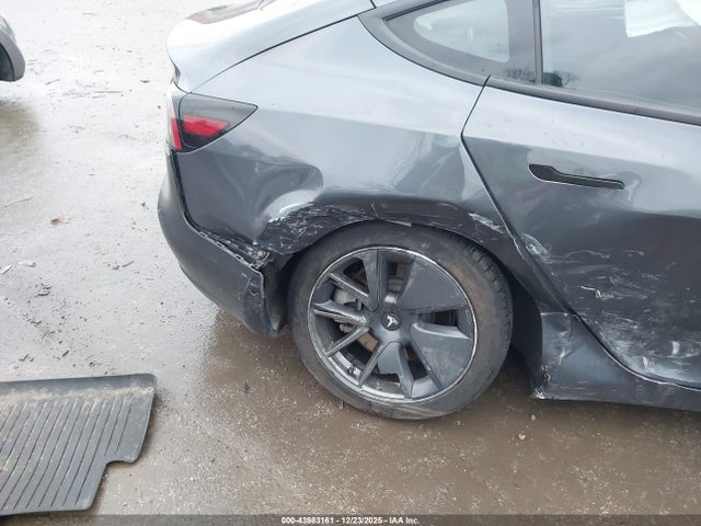 2022 TESLA MODEL 3 5YJ3E1EB7NF251430 Photo 5