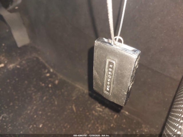 2022 JEEP WAGONEER 1C4SJUDT7NS160812 Photo 10