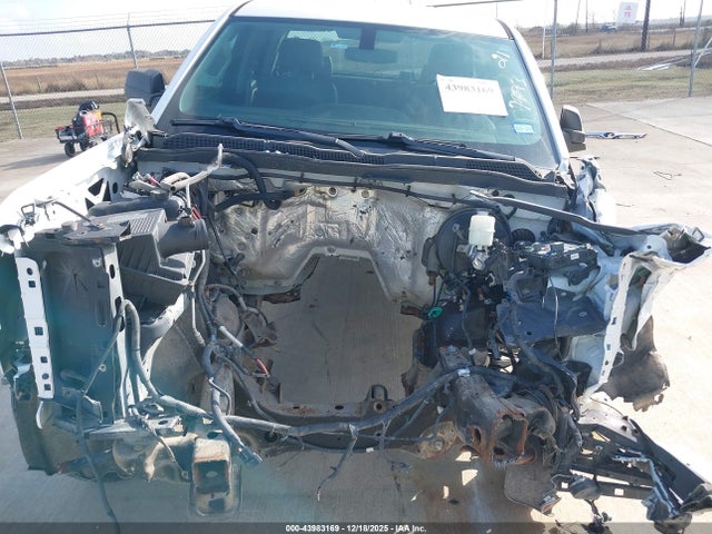 Chevrolet Silverado 1500 Wt 2015 1GCRCPEC1FZ227793 Image 10