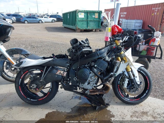 JS1GR7MAXK7100384 Suzuki GSX-R750