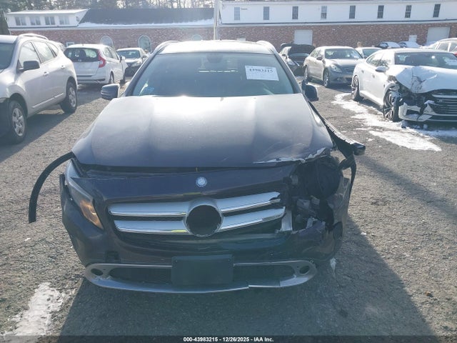 WDCTG4GB1FJ168394 Mercedes-Benz Gla 250 4matic