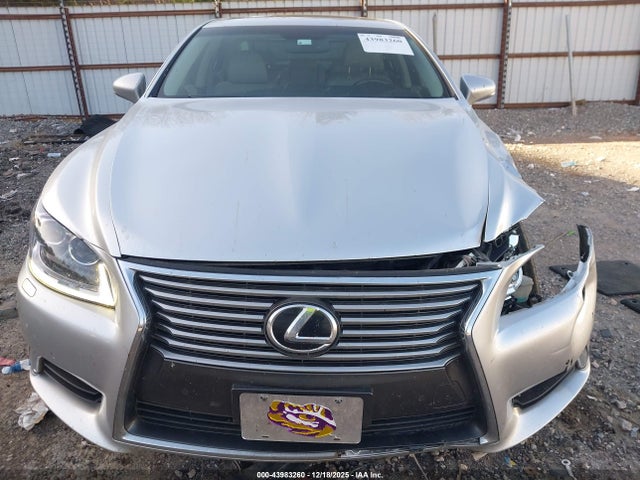 Продажа на аукционе авто 2016 Lexus Ls 460, vin: JTHBL5EF6G5139846, номер лота: 43983260