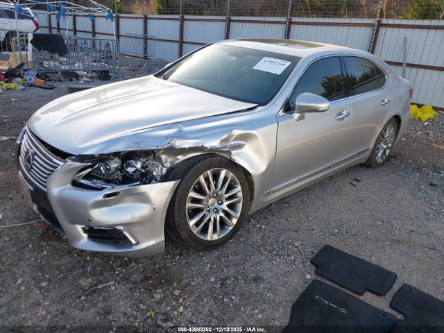 2016 LEXUS LS 460 JTHBL5EF6G5139846 Photo 1
