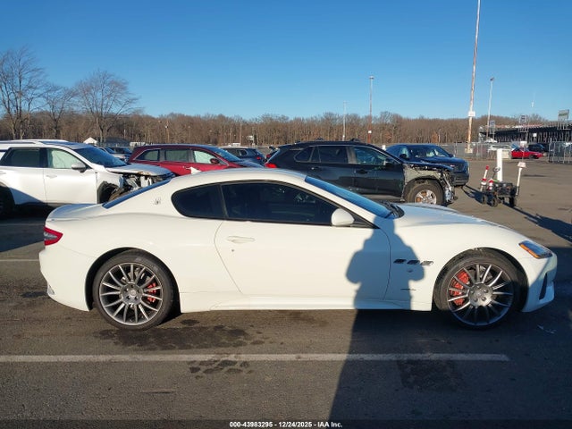 ZAM45VLA1J0271263 Maserati Granturismo Sport
