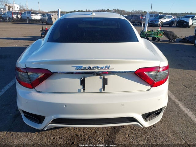 ZAM45VLA1J0271263 Maserati Granturismo Sport