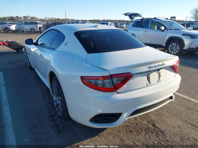 2018 MASERATI GRANTURISMO ZAM45VLA1J0271263 Photo 2