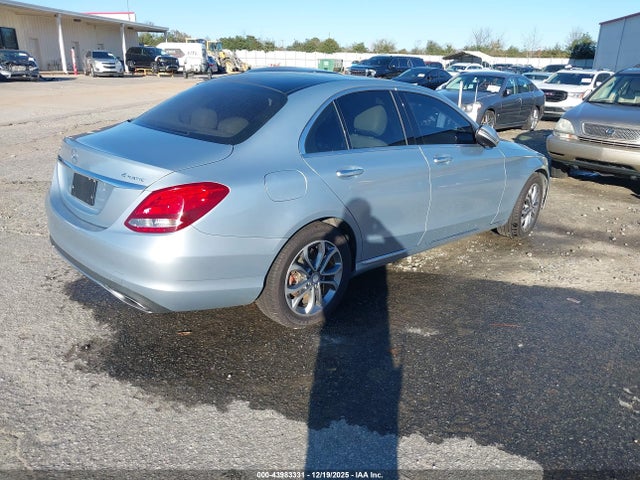 2016 MERCEDES-BENZ C 300 55SWF4KB2GU141919 Photo 3