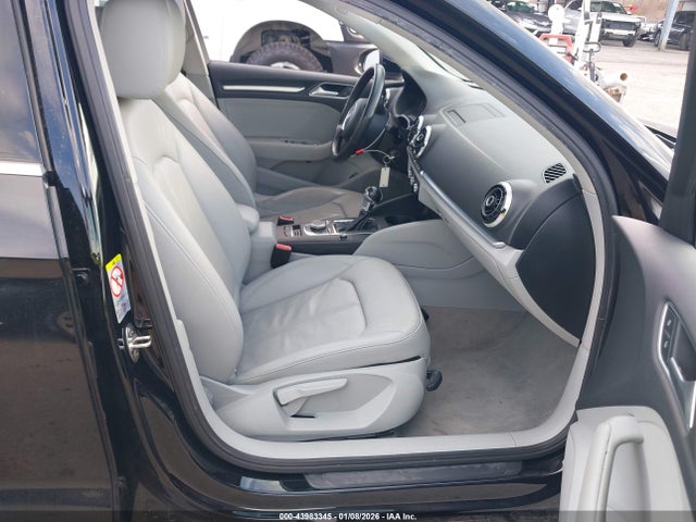 2015 AUDI A3 WAUACGFF7F1006183 Photo 4