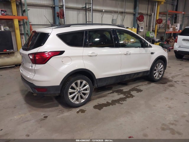 Ford ESCAPE SEL 2019 1FMCU9HD4KUB55722 Image 4