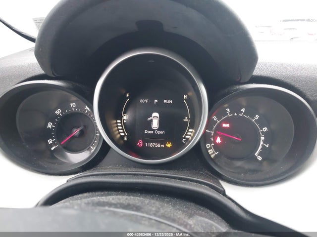 2016 FIAT 500X ZFBCFYBT6GP353526 Photo 6