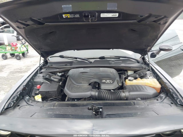 Продажа на аукционе авто 2019 Dodge Challenger Sxt, vin: 2C3CDZAG4KH701791, номер лота: 43983434