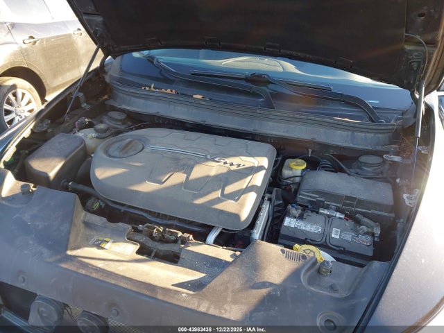 2017 Jeep Cherokee Latitude 4x4 მანქანა იყიდება აუქციონზე, vin: 1C4PJMCSXHW658238, აუქციონის ნომერი: 43983438