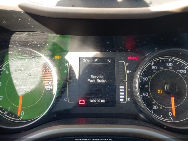 2017 Jeep Cherokee Latitude 4x4 მანქანა იყიდება აუქციონზე, vin: 1C4PJMCSXHW658238, აუქციონის ნომერი: 43983438