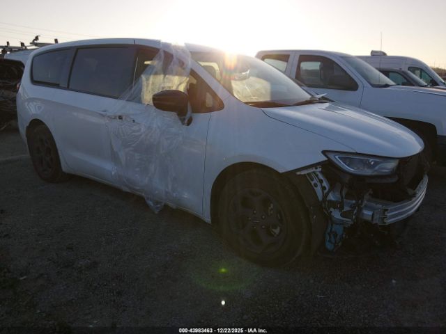 2024 CHRYSLER PACIFICA HYBRID 2C4RC1S78RR160984