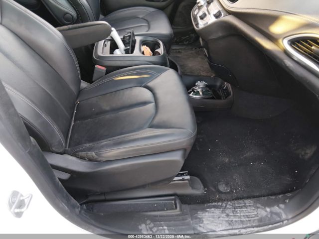 2024 CHRYSLER PACIFICA HYBRID 2C4RC1S78RR160984 Photo 4