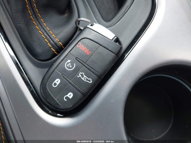 2023 DODGE CHALLENGER 2C3CDZJG4PH521413 Photo 10