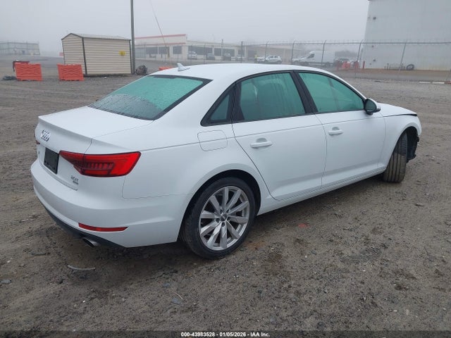 2017 AUDI A4 WAUGMAF46HN071928 Photo 3