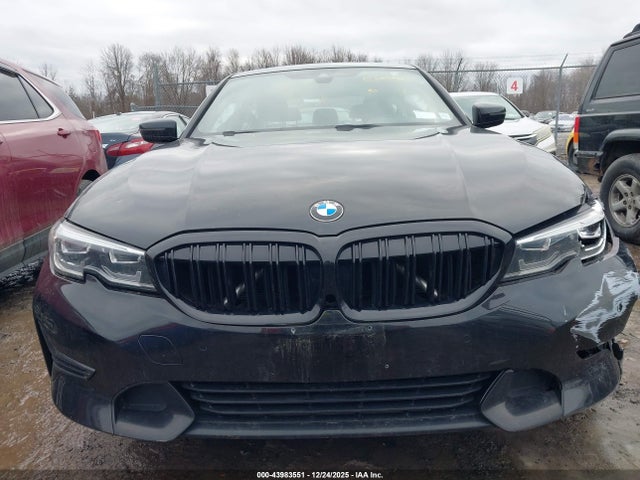 Продаж на аукціоні авто 2022 Bmw 330i Xdrive, vin: 3MW5R7J02N8C32306, номер лоту: 43983551