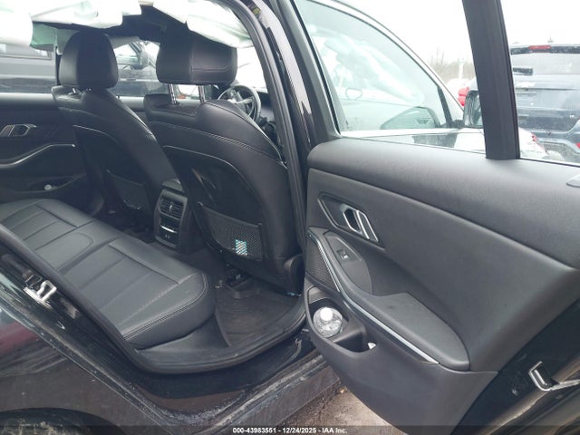Продаж на аукціоні авто 2022 Bmw 330i Xdrive, vin: 3MW5R7J02N8C32306, номер лоту: 43983551