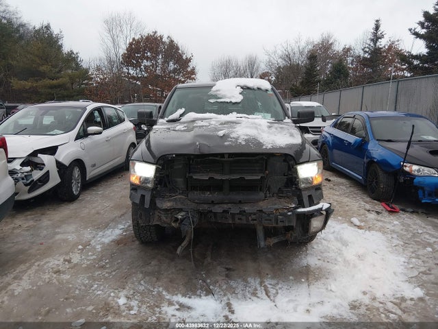 Aukcja sprzedaży 2017 Ram 1500 Express  4x4 5'7 Box, vin: 3C6RR7KTXHG722829, numer aukcji: 43983632